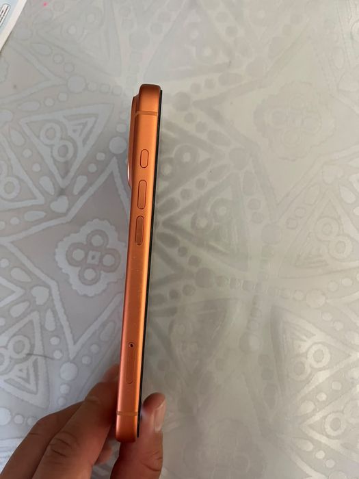 Продам iPhone 17 pro