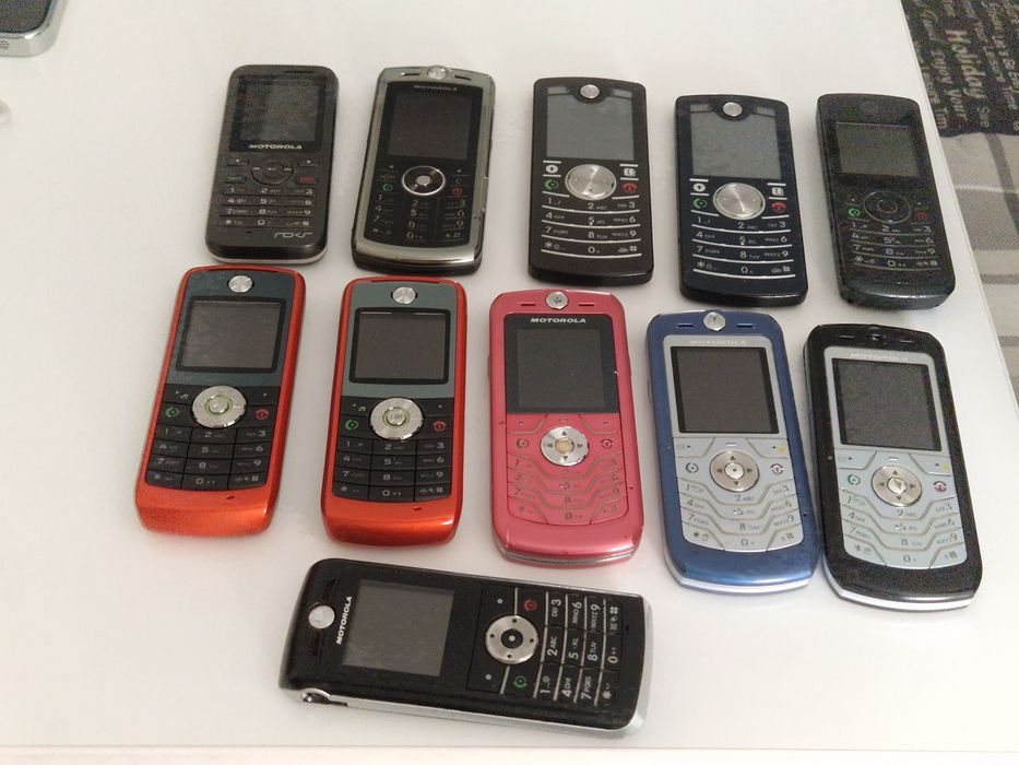 Telefon Motorola fără încărcător