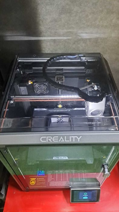Imprimantă 3D Creality K1C (CoreXY) – Calibrată complet + Pachet accesorii noi