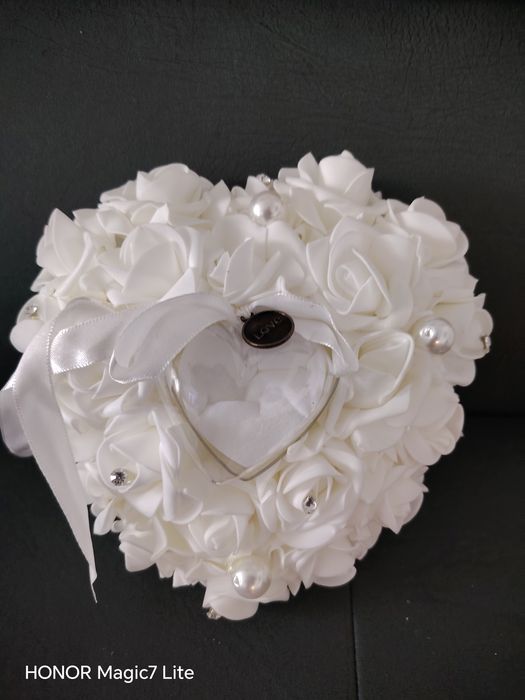 Нови възглавнички за сватба