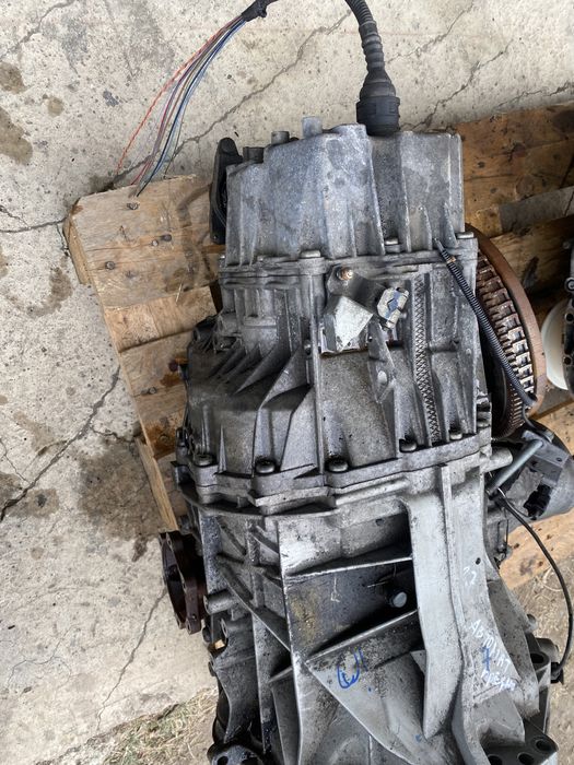 Скоросна кутия мултитроник LDU A4 b7 A6 4f Audi Ауди А6 7 ск 2.7 2.0