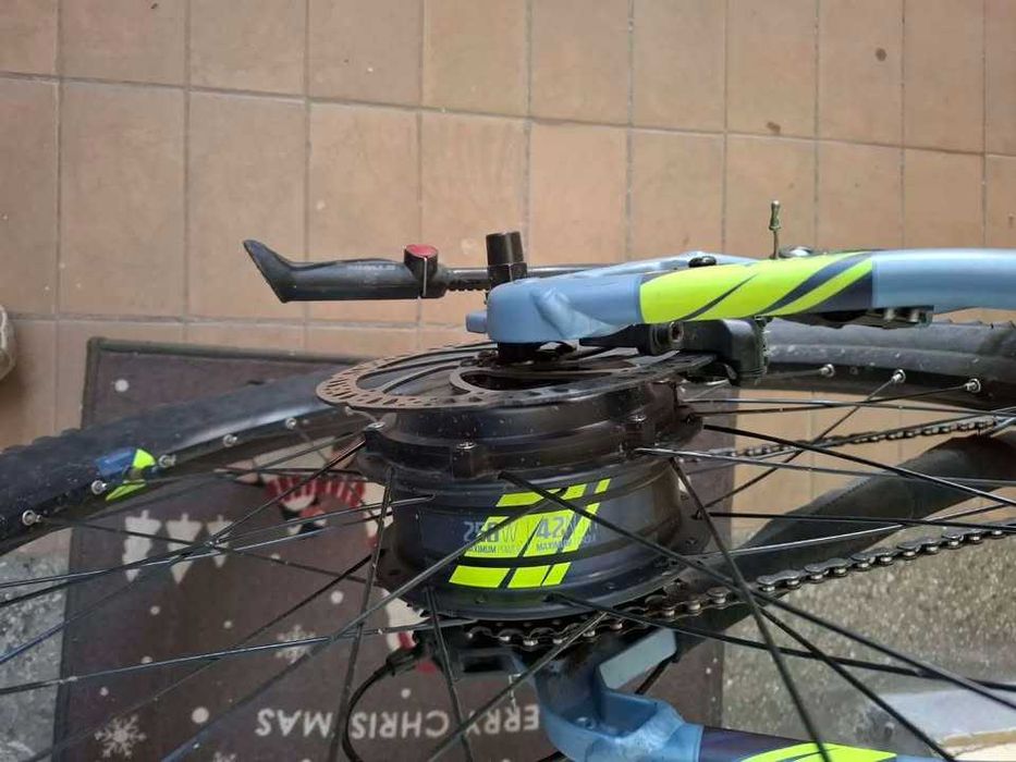 Rockrider E-ST100 електрическо колело