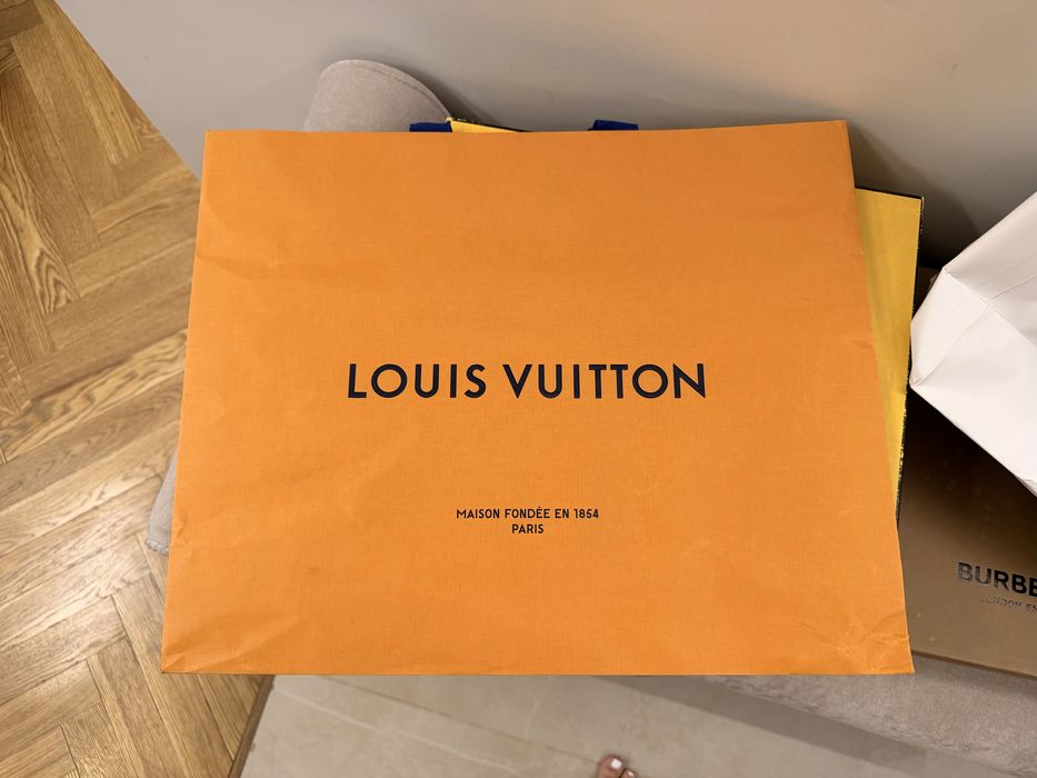 Коробка от обуви Burberry