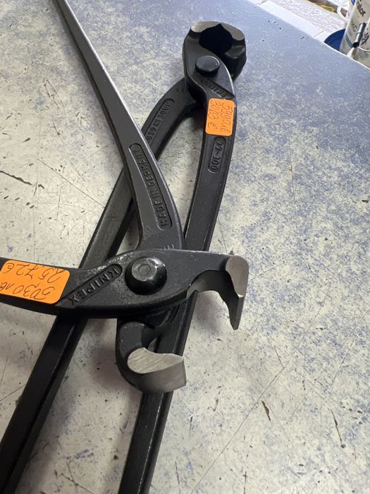 Knipex арматурни клещи 280мм и 300мм