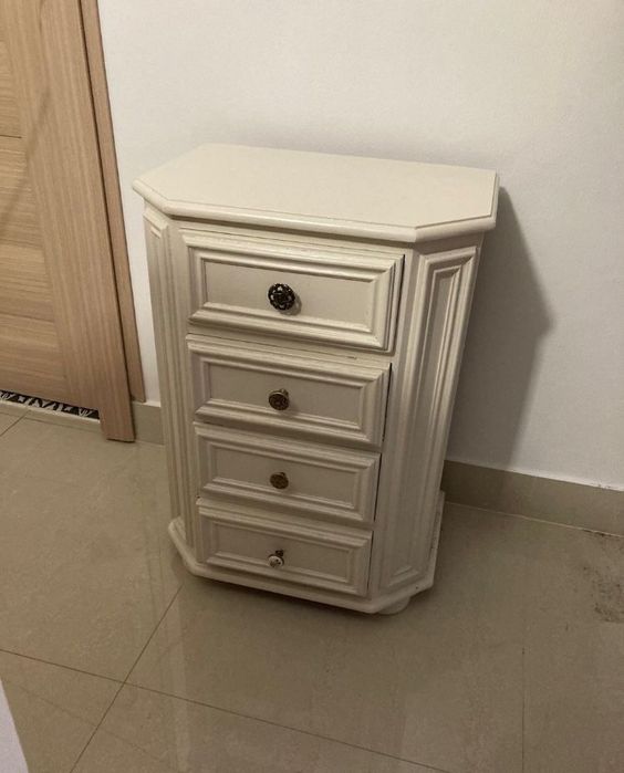 Dulap sertare lemn masiv . Comoda lemn masiv