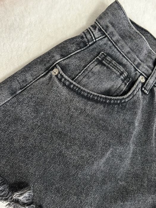 Джинсовые серые шорты