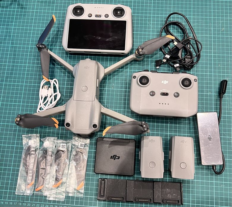 DJI Air 2S продам.