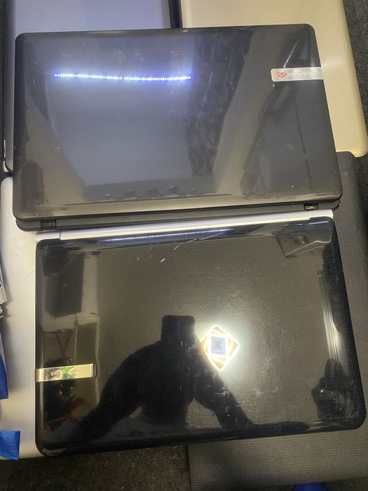 Lot 10 laptopuri pentru piese complete