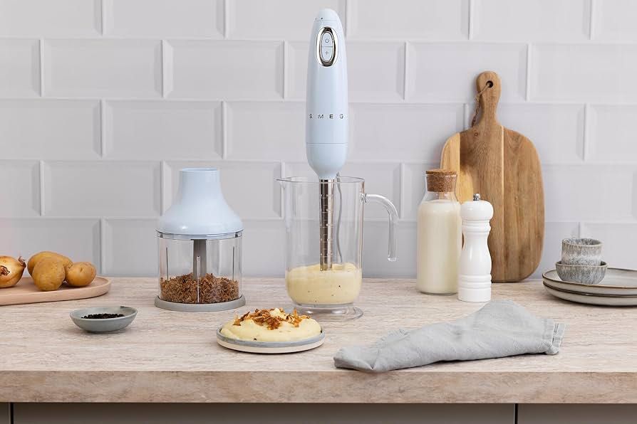 Блендер Smeg HBF22