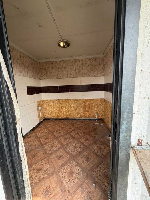 Жилой вагончик, контейнер