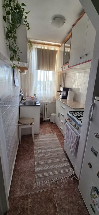 Apartament 2 camere, Velenta, Etaj 3, Zona linistita,  Aproape de centru