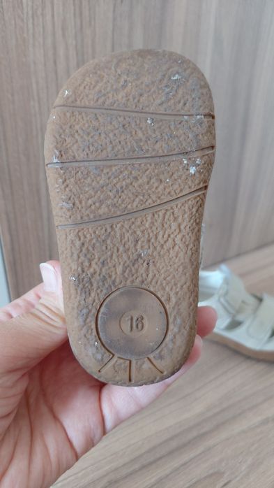 Отдам даром сандалики