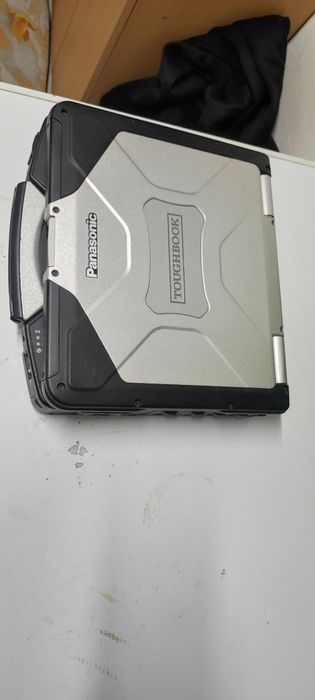 Продаеться ноутбук профессиональный.