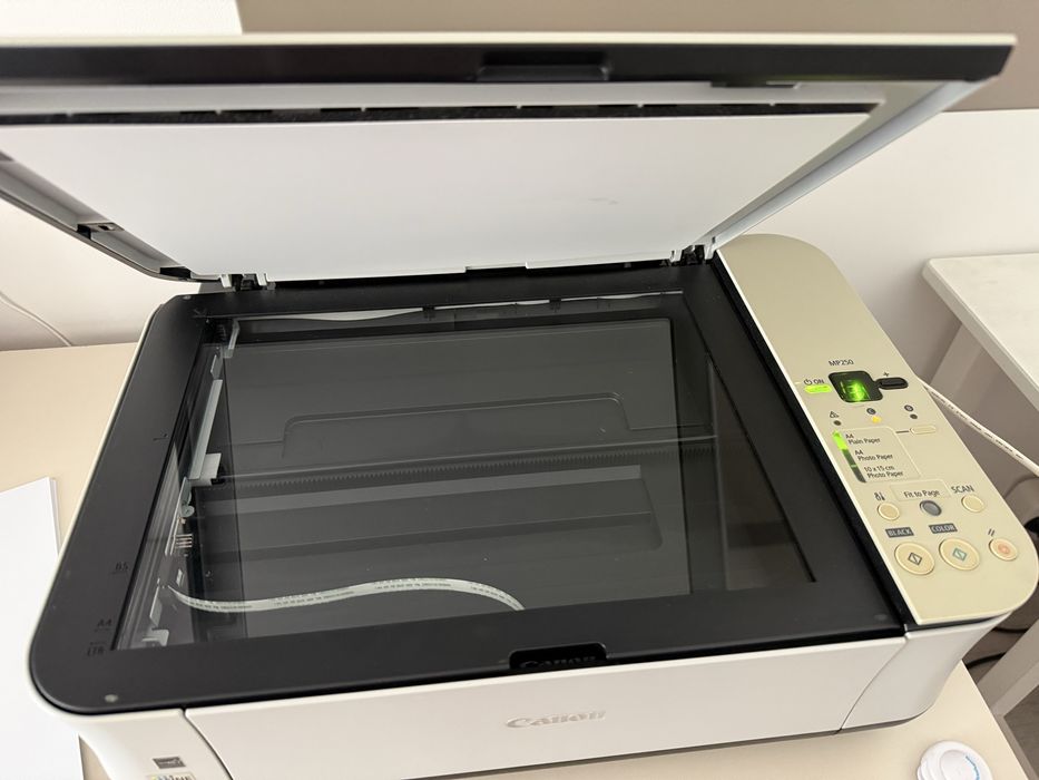 Imprimanta Canon Pixma MP250