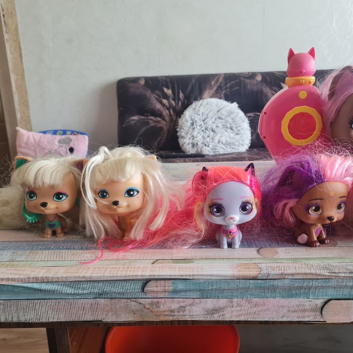 Играчка момиче  vip pets