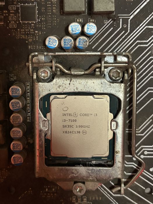 Kit placa de baza+procesor i3-7100