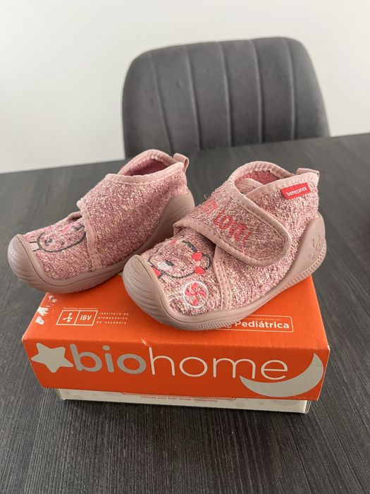 Пантофи биомеханикс