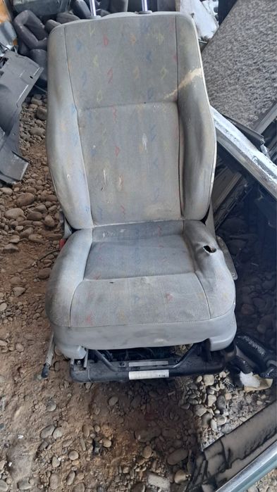 Сидение водительское транспортер Т5