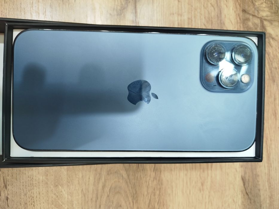 Айфон 12 про макс