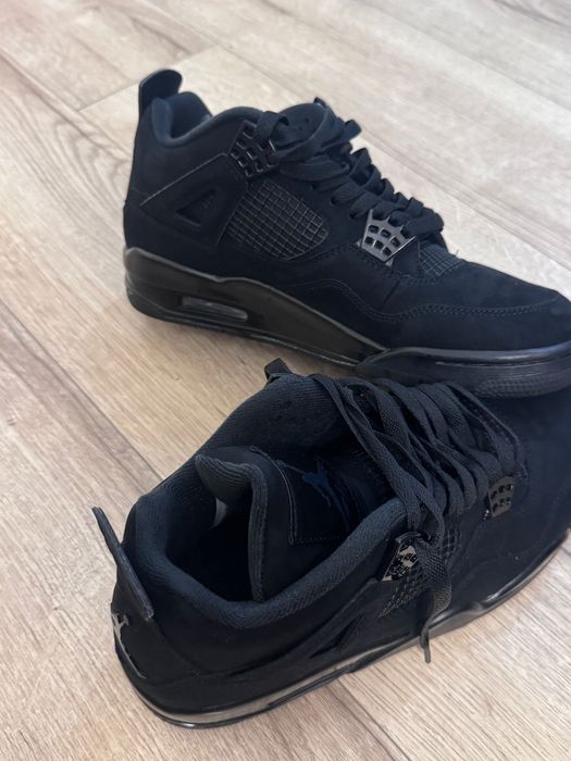 Jordan 4 Black Cat