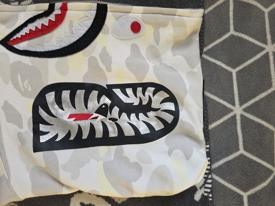 Hanorac a bathing ape