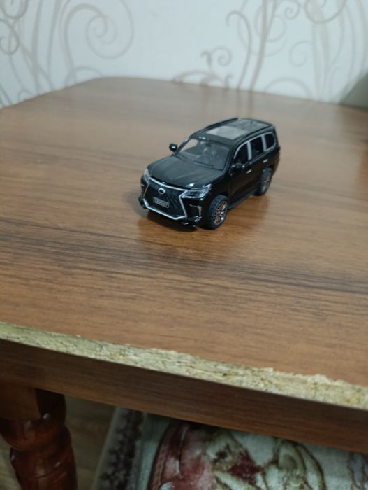 Лексус 570 игрушка