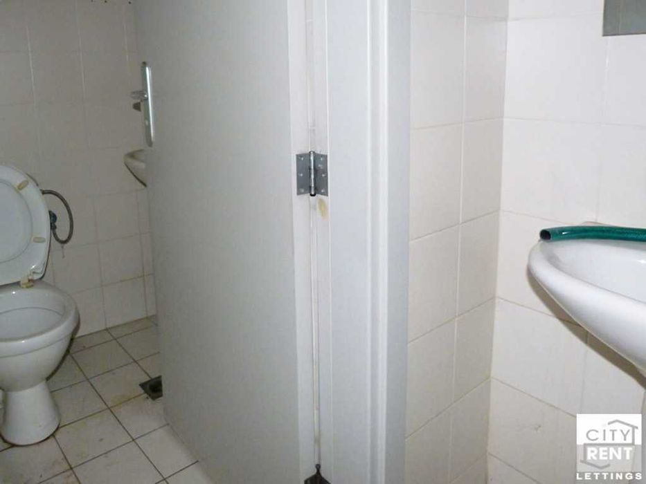 Дава се под наем Офис в Велико Търново, Център - 130 кв.м за 1330 € - Снимка #6