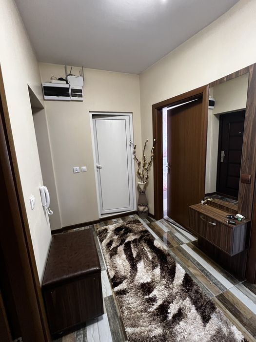 Продава се Тристаен апартамент в Добрич, Център - 110 кв.м за 1020 €/кв.м - Снимка #4