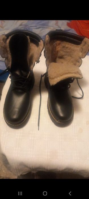 Bocanci iarna cusuti