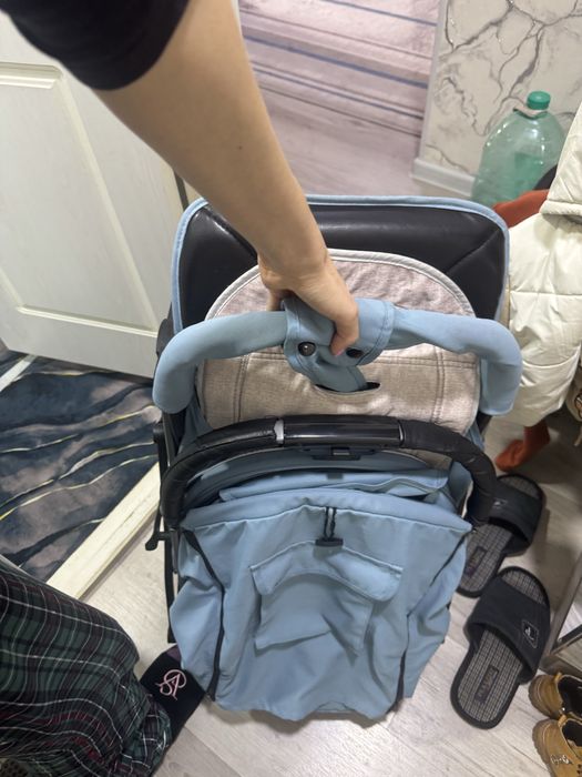 Коляска чемодан детская