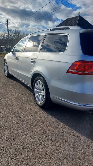 Vw passat  b7 2011.  2.0 Tdi 140 cp 6+1  viteze