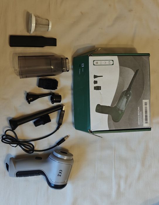 Mini aspirator și suflanta de praf cu acumulator