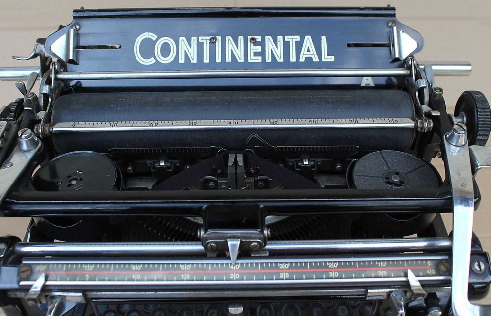 Masina de scris Continental an 1935