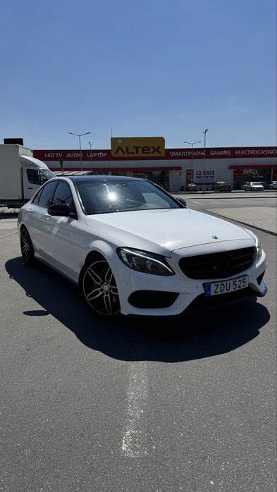 Mercedes Benz 2.2