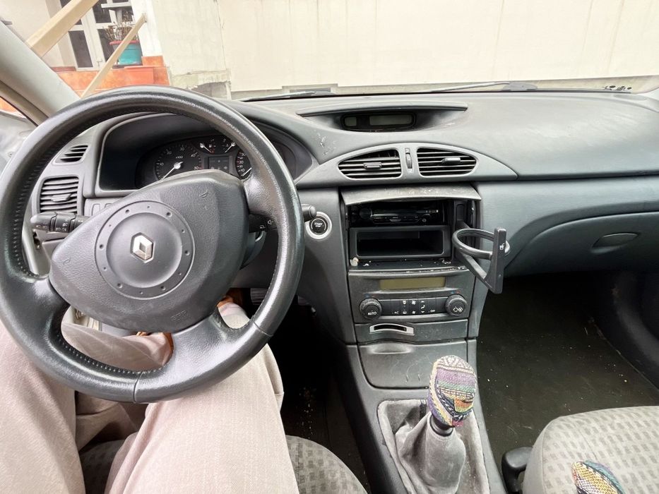 Vând Renault Laguna