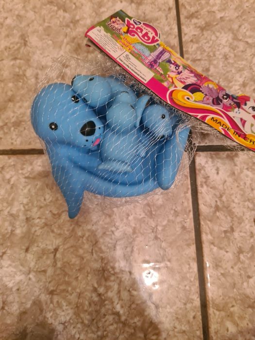 Ratuste de apa pentru cada