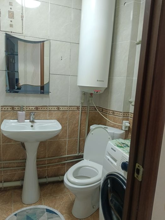 Продам 3 х комн . 6 -10,  5 этаж.