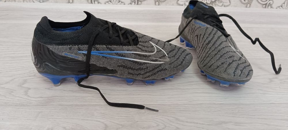 Бутсы сатылады! Обменде болады!