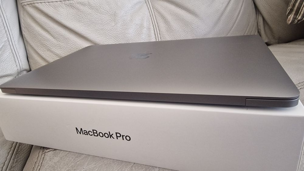 Apple Macbook Pro 13 A2159 2019 i5 16/256