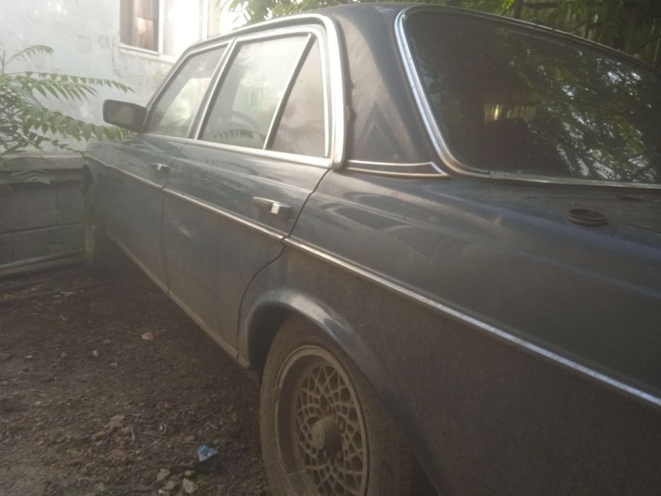Mercedes benz w123, 1981, e250