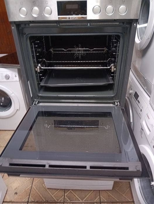 Иноксовапечка за вграждане Бош Bosch с две години гаранция