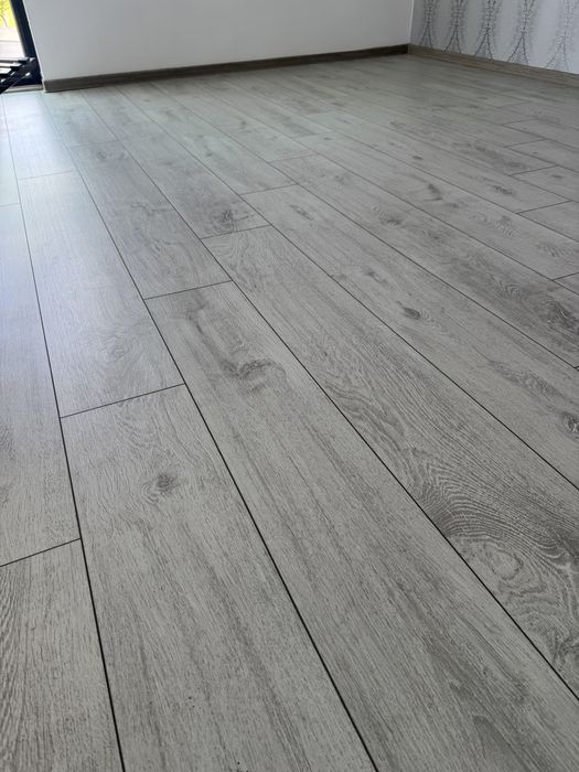 Parchet laminat 10 mm