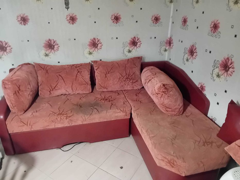 2 разтегателни дивана