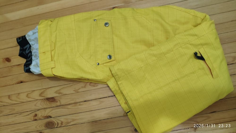 Отличные непромокаемые штаны для зимнего спорта