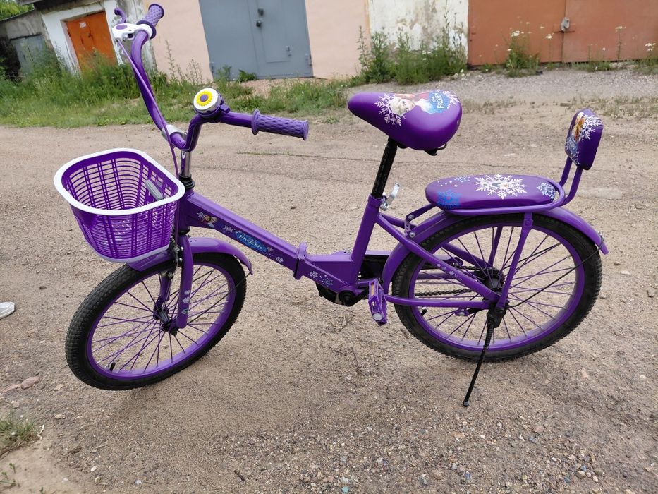 Продам отличный подростковый велосипед,цена 25000