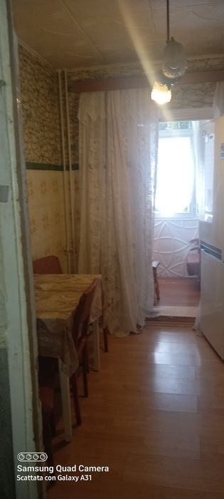 Vand apartament 3 camere