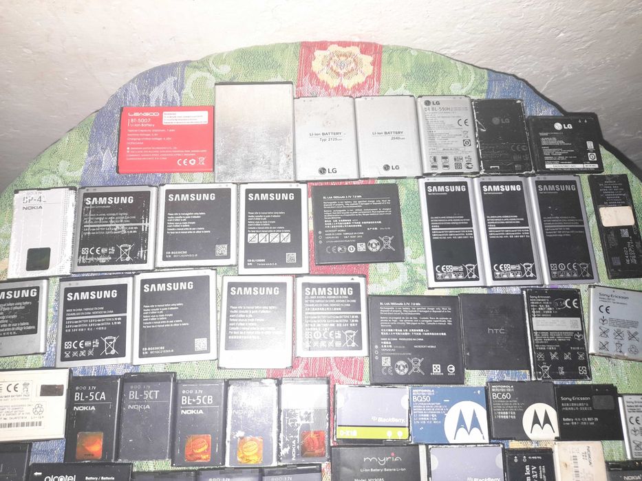 Lot baterii telefoane vechi
