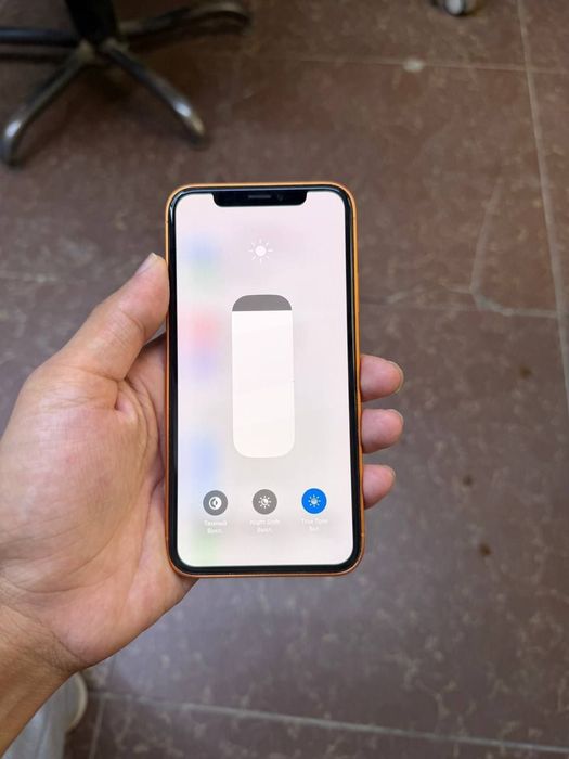 iPhone X 17 pro orange