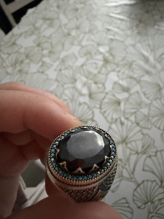 Продам ювилирное изделие
