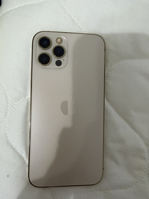 IPhone 12 pro перфектно  състояние,